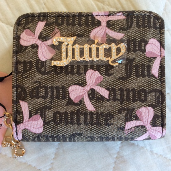 Juicy Couture Handbags - Juicy Couture pink Bow wallet